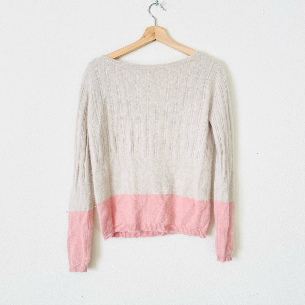 SWTR MEDIUM 100% asiatic racoon beige pink colorblock Vneck sweater - Picture 6 of 6